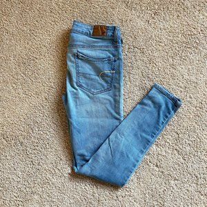 American Eagle Light Wash Jeans